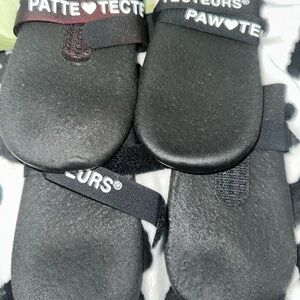 Black Dog Boots